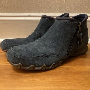 Skechers Navy Suede Booties Side Zipper Shoes Boots Women 11 Bikers Zippiest